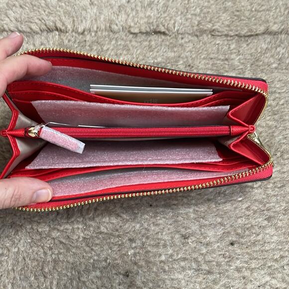 Michael Kors Red Leather Zip Large Wallet Retails $298 - Picture 6 of 6
